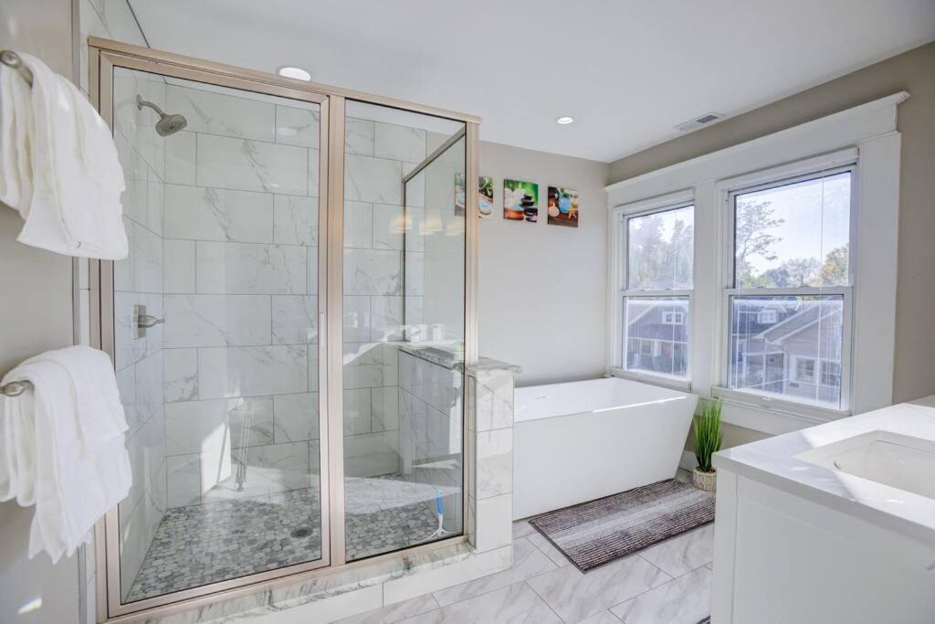 Fountain Gem: Your Urban Oasis Indianapolis Ngoại thất bức ảnh
